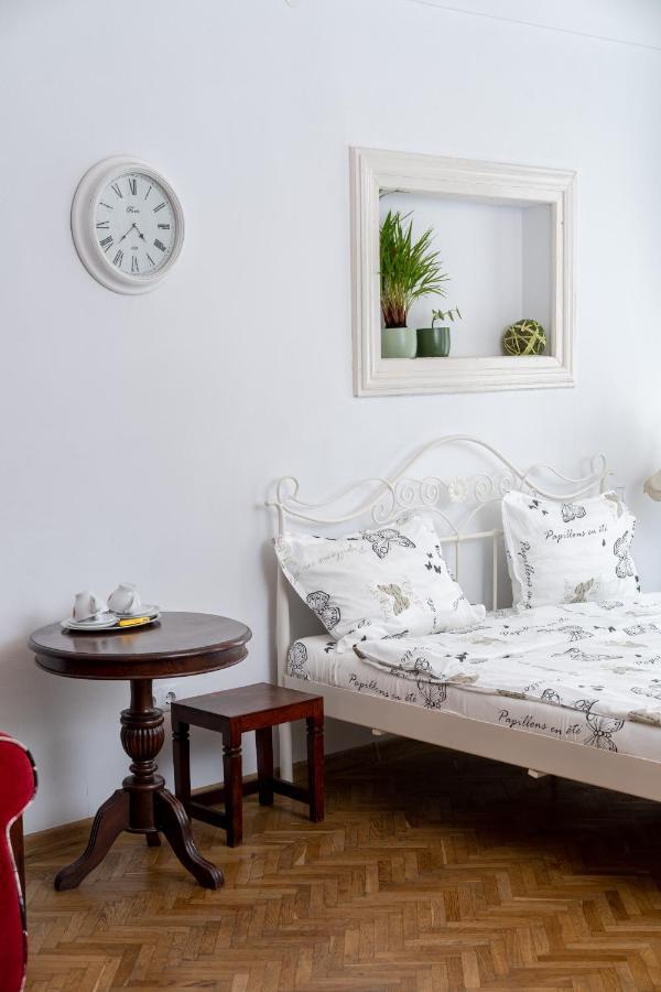Downtown Apartment *